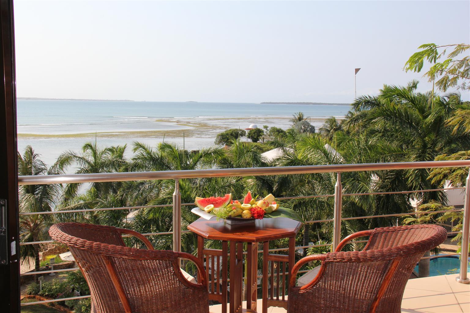 Coral Beach Hotel Daressalam Exterior foto